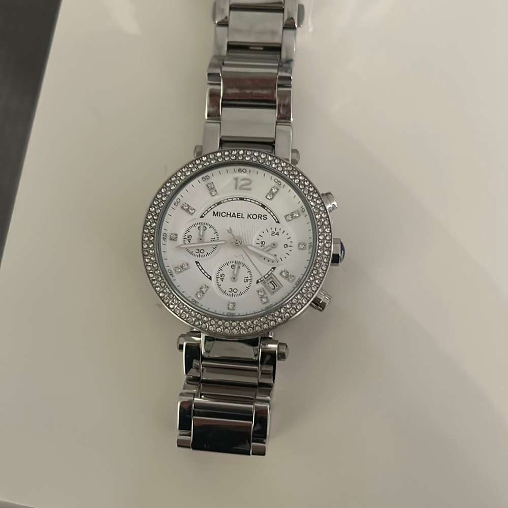 Michael kors diamond watch